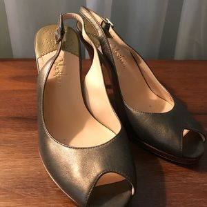 Cole Haan Safari Green Slingback Peeptoe Pumps size 7